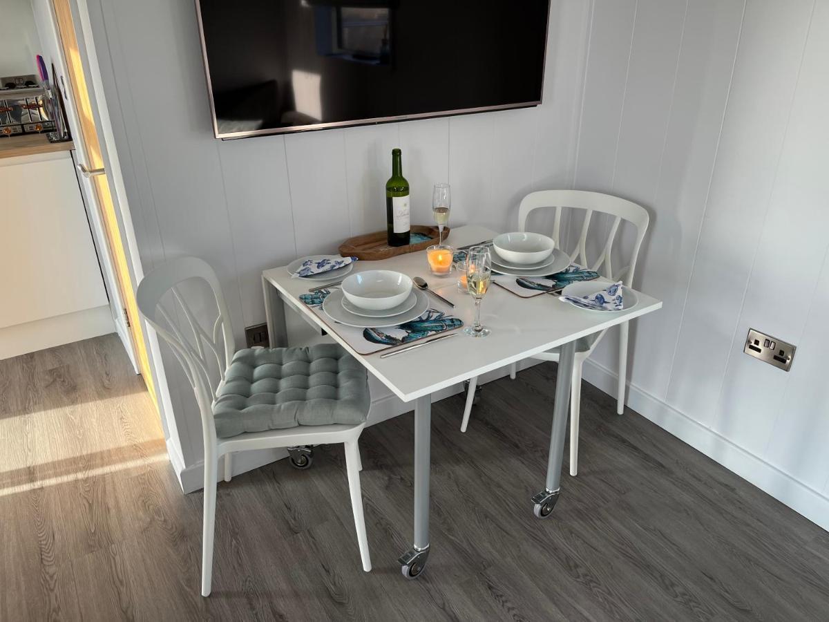 Seas The Day - Self Catering Lodge North Uist Paible Esterno foto
